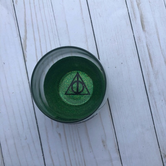 HP School Inspired Peekaboo Wine Glasses - Picture 3 of 8